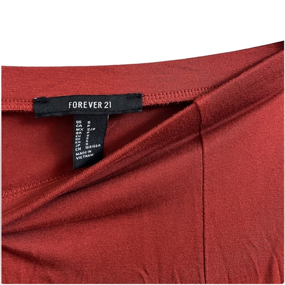 Forever 21 MIDI slit skirt - Picture 4 of 7